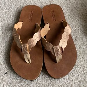 Metallic gold flip flops 6